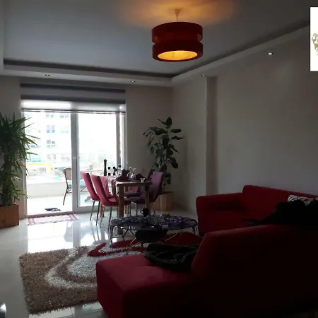 Daire Cosy 1-bedroom In A Luxury With Sea, Water Park And Garden Views *