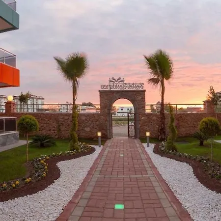 Cosy 1-bedroom In A Luxury With Sea, Water Park And Garden Views